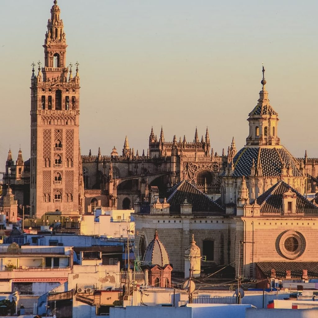 Sevilla - vistas y arquitectura del centro histórico